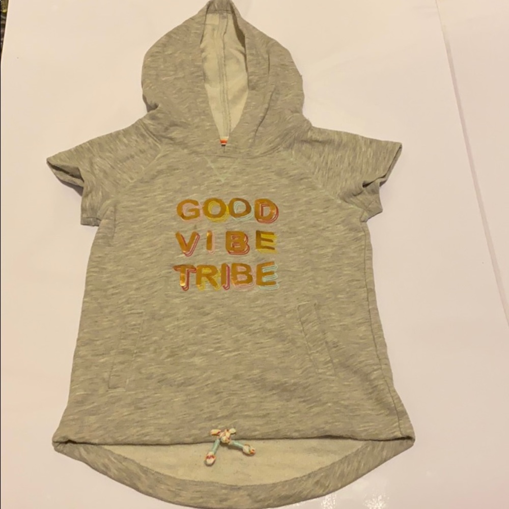 Girls hooded shirt